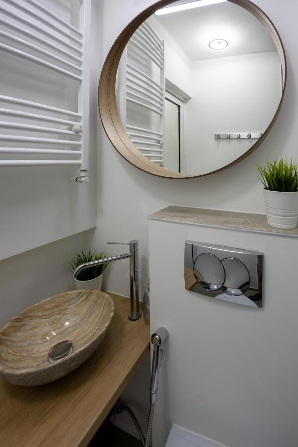 Metropole Apartments Studio City ブカレスト エクステリア 写真